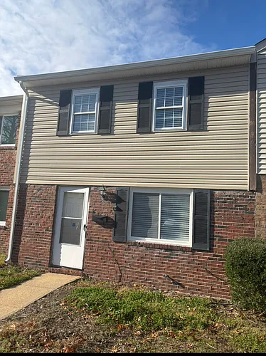 813 S Grosvenor Ct Photo 1
