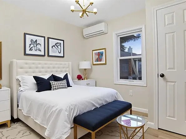 4411 Edson Avenue image 5 of 27