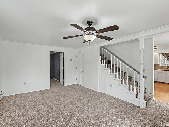 5th image of 5246 Dania St