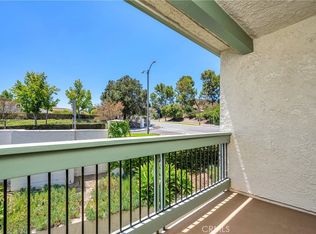 4610 Park Granada Unit 4, Calabasas, CA 91302