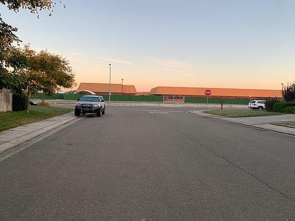 5th image of 1718 Cocomo Pl