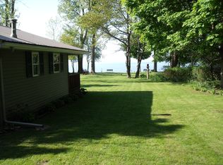 13027 Mitchell Dr, Waterport, NY 14571