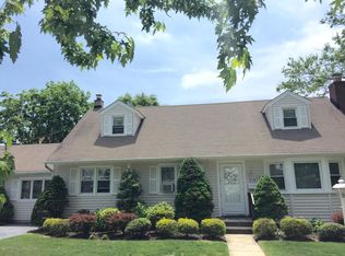 319 Pennsylvania Ave, Spring Lake, NJ 07762