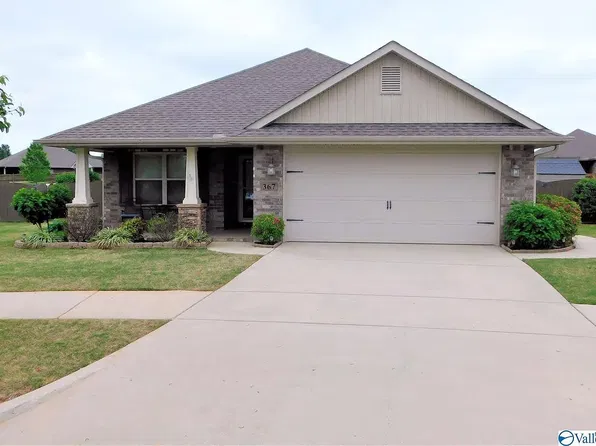 367 Harbor Glen Dr SW, Madison, AL 35756