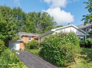 2726 Princeton Ave, Evanston, IL 60201