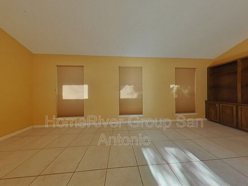 8823 Wellesley Manor Dr, San Antonio, TX 78240 Zillow