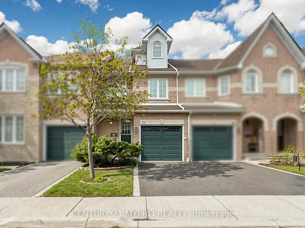 455 Apache Ct Unit 77, Mississauga, ON L4Z 3W8