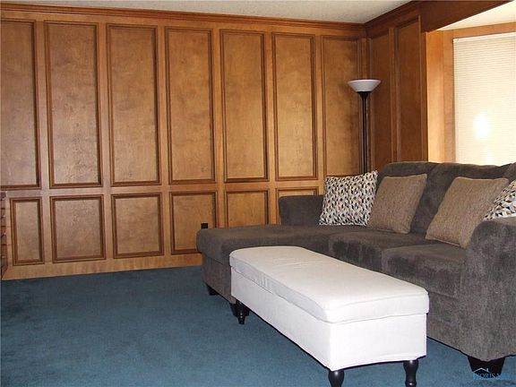 2nd image of 6239 Wexford Ct