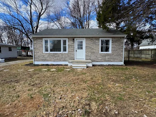 1315 Dahl Rd, Louisville, KY 40213