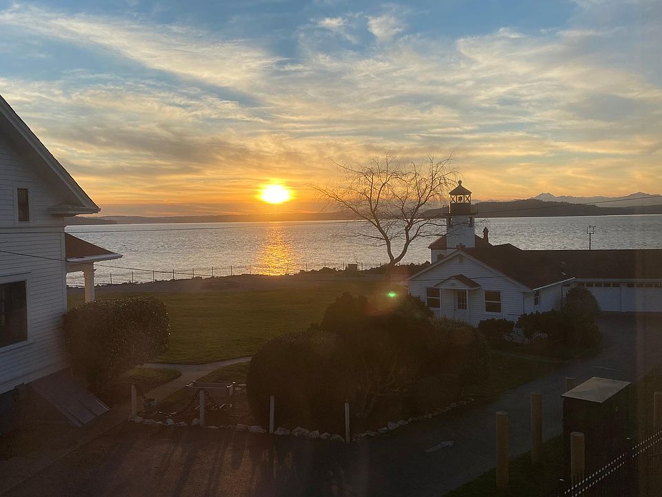 The Sunset View from the bedroom!