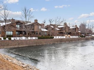 706 Hemingway Ln #D, Saint Charles, MO 63304