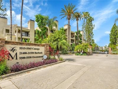 5550 Owensmouth Ave APT 304, Woodland Hills, CA, 91367