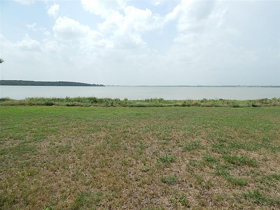 4th image of 19 Waterside Dr #L