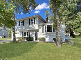 1 James St, Stanhope, NJ 07874