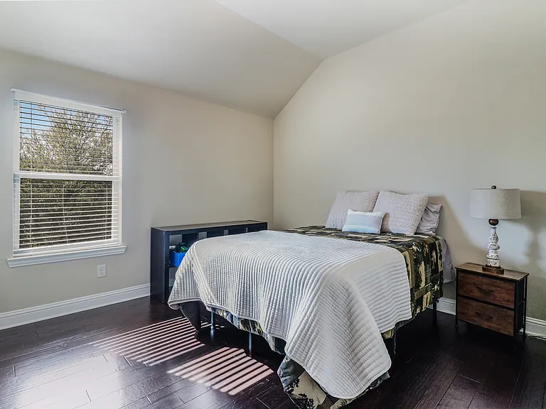 230 Sandy Way — Photo 32