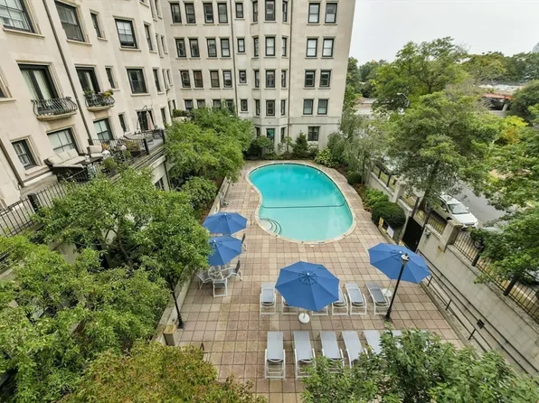 416 Commonwealth Ave #314, Boston, MA 02115