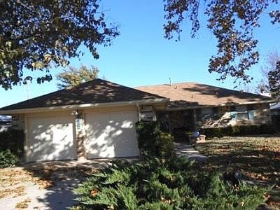 1st image of 913 NW 47th St