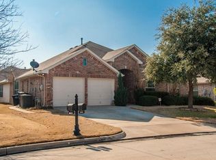 5521 Post Ridge Dr, Fort Worth, TX 76123