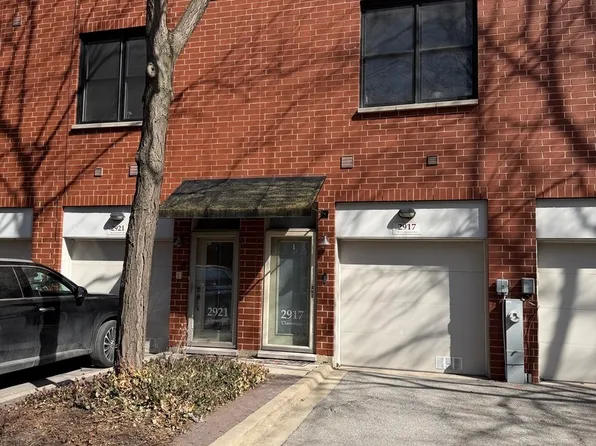 2917 N Claremont Ave, Chicago, IL 60618