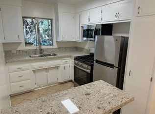 808 N Hayworth Ave APT 6, Los Angeles, CA 90046