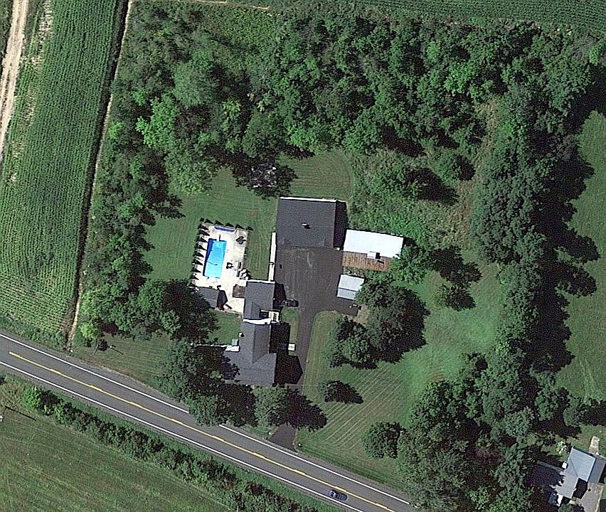aerial view of property