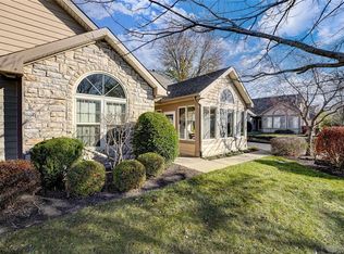 60 Villa Pointe Dr, Springboro, OH