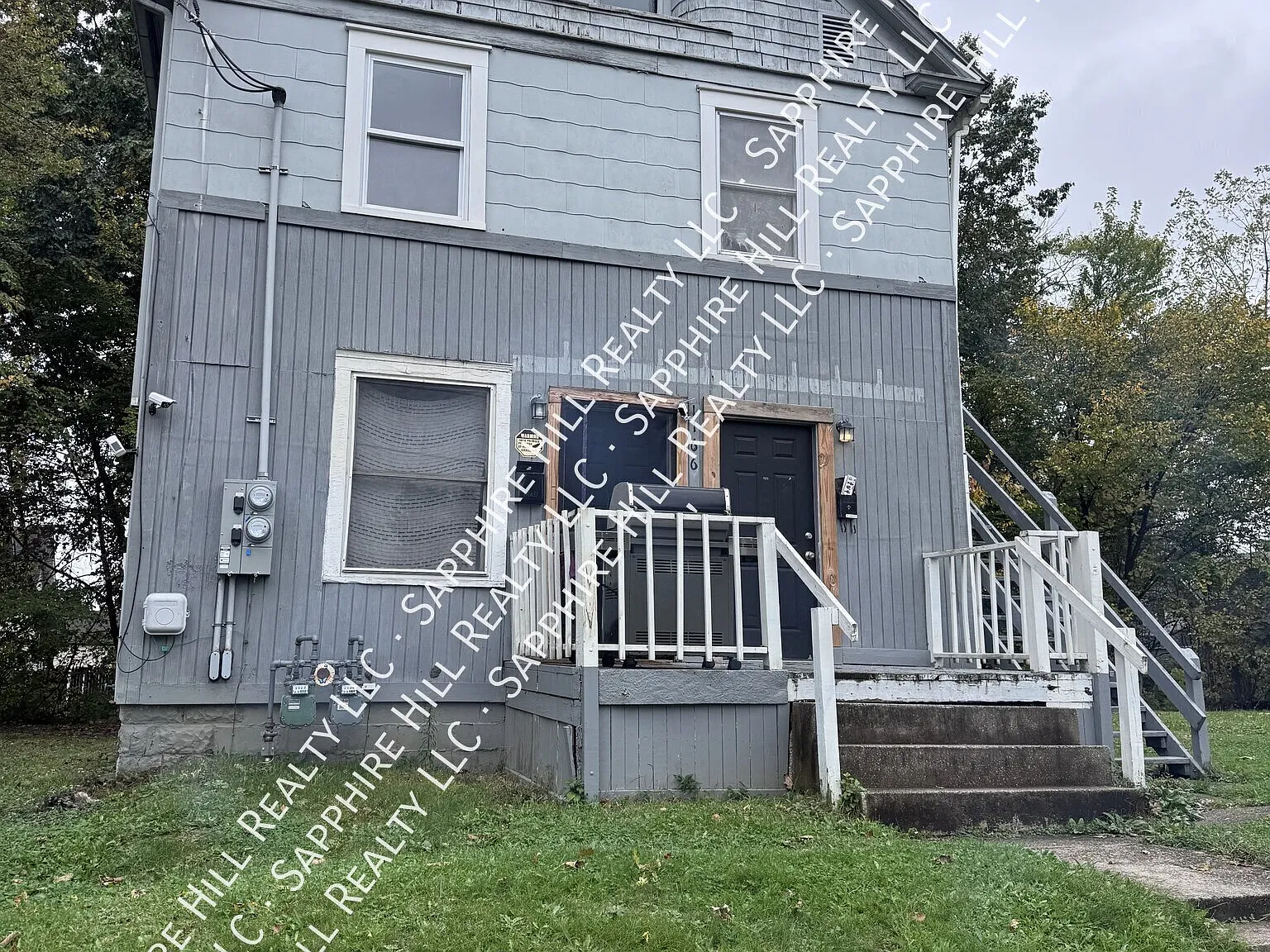 3 bed, $1,400 — Photo 1