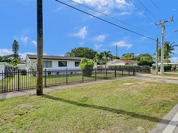 3rd image of 4110 NW 191st St