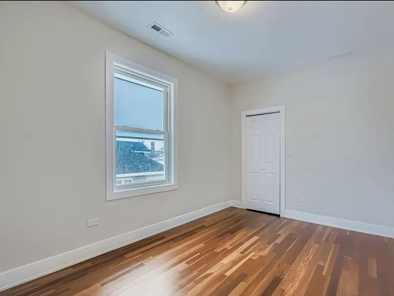 7934 S Aberdeen St #2 — Photo 8