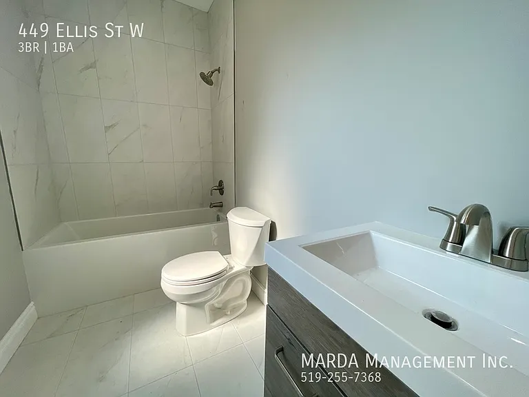 449 Ellis St W — Photo 14