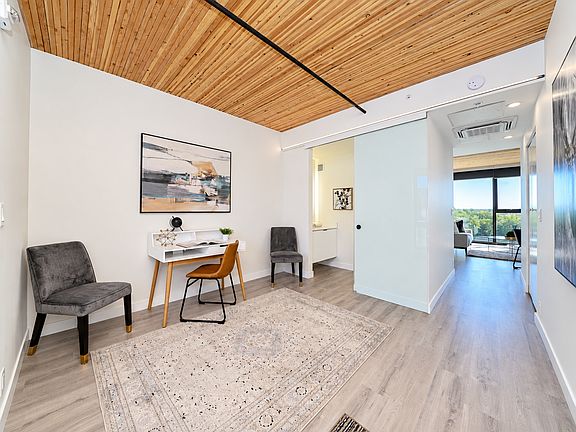 5th image of 123 James Ave #202