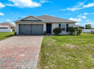 4424 NE 10th Ct, Cape Coral, FL 33909