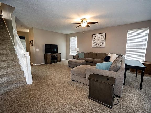 5th image of 6219 N Woods Edge Dr