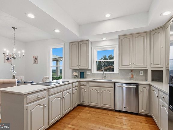 3rd image of 4308 High Ridge Rd