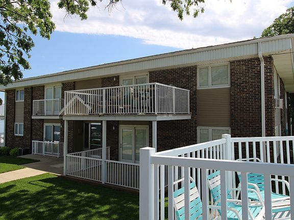 2nd image of 1114 Highway 71 N Unit 3-A2