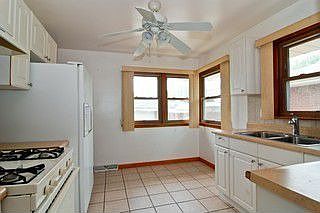 Kitchen / Breakfast Room