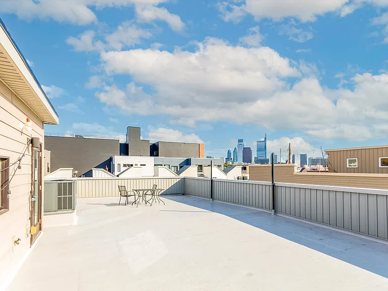 1819 Ginnodo St #CC — Photo 7
