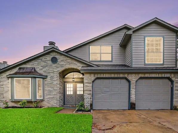 8527 Lake Crystal Dr, Houston, TX 77095