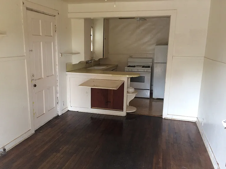 1332 S 9th St — Photo 4
