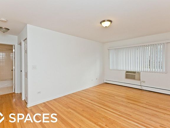 3rd image of 736 W Buena Ave #5O3