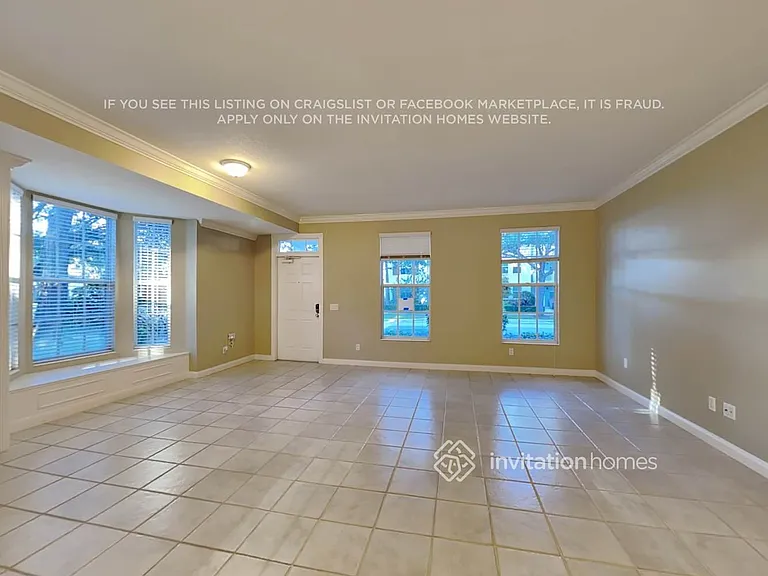 235 Murray Ct — Photo 4