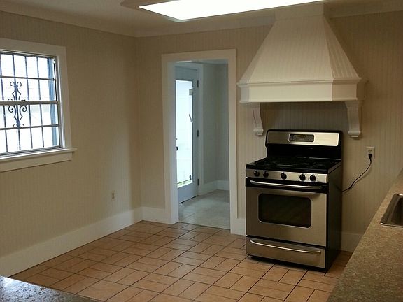 3rd image of 601 Atlantic Ave