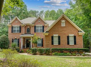 12229 Danielle Christina Ct, Charlotte, NC 28216