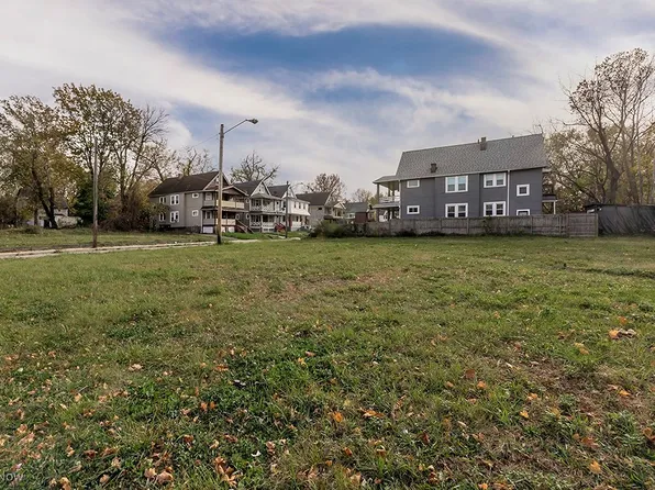 14224 Coit Rd, Cleveland, OH 44110