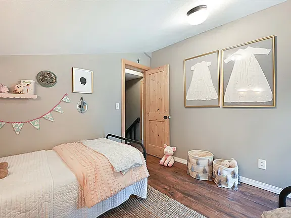 4 bed, 1728 sqft, $2,000 — Photo 2