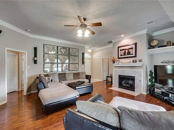 4th image of 7305 David Dr