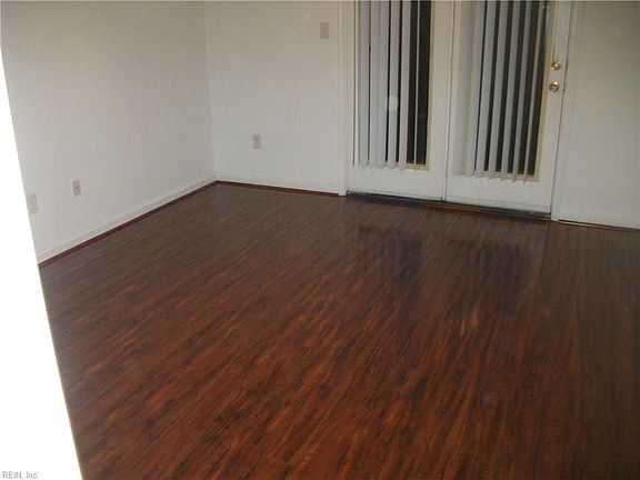 3rd image of 3755 Cape Henry Ave