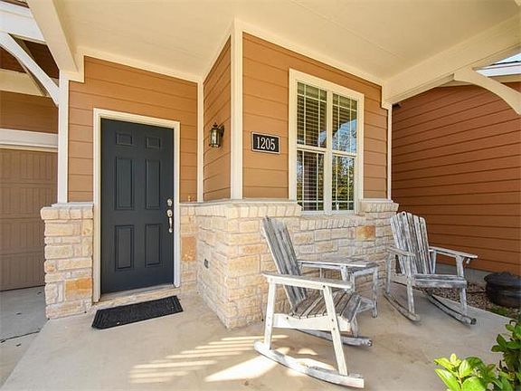 2nd image of 1205 Salem Park Ct