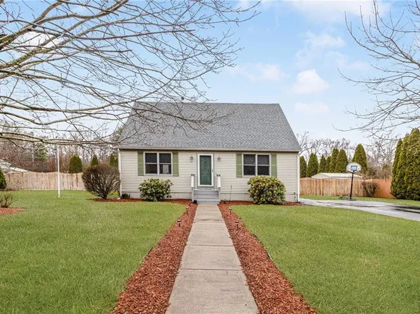 47 Iron Horse Ter, North Kingstown, RI 02852
