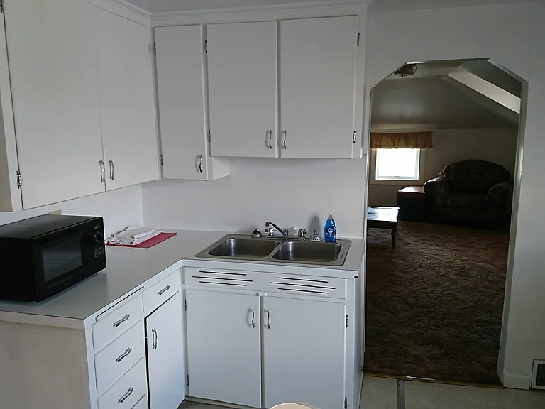 551 E Hooper Ave — Photo 12